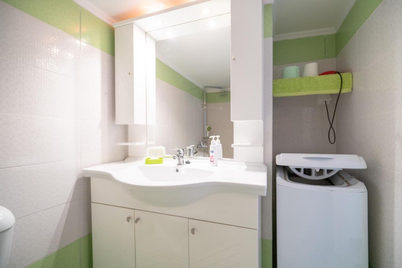 Attica Train Station 1 Bedroom 4 Pers Apartment 아테네 외부 사진